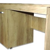 Birou calculator cu uşă